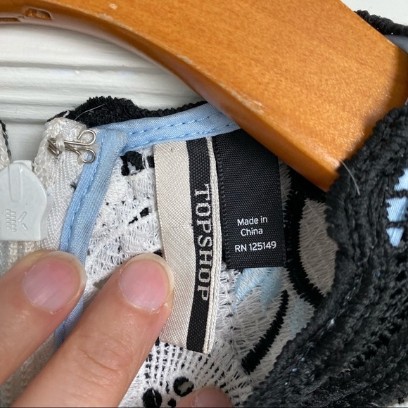 TOPSHOP Lace Mini Dress White Baby Blue size 4 - Picture 10 of 13